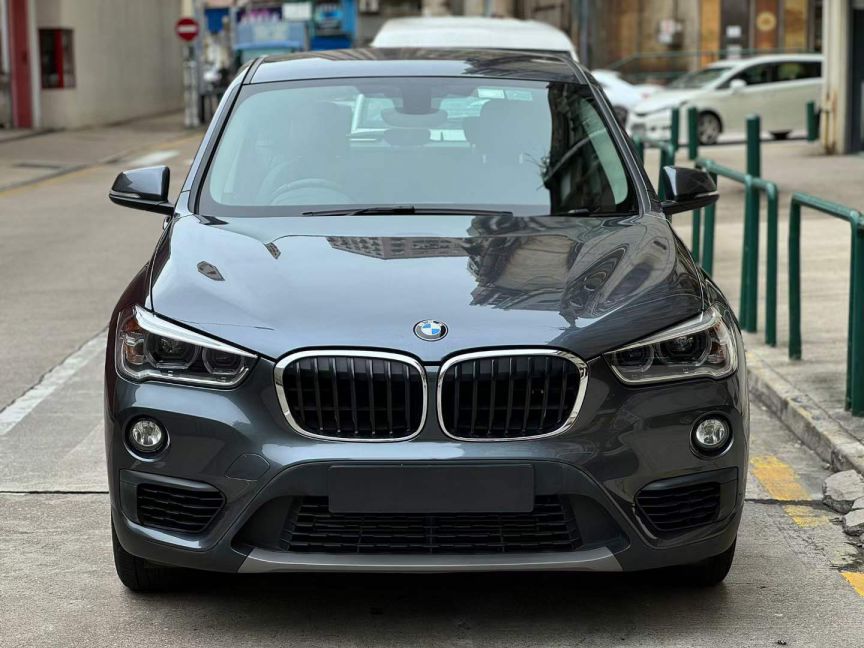 BMW寶馬 X1