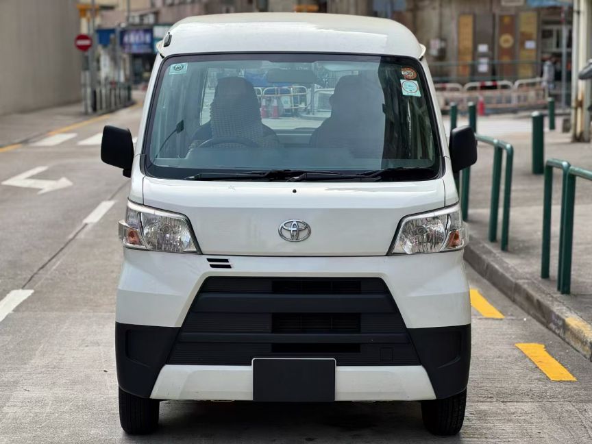 Toyota豐田 Isis