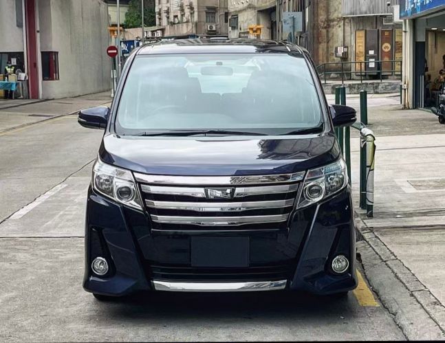 Toyota豐田 NOAH