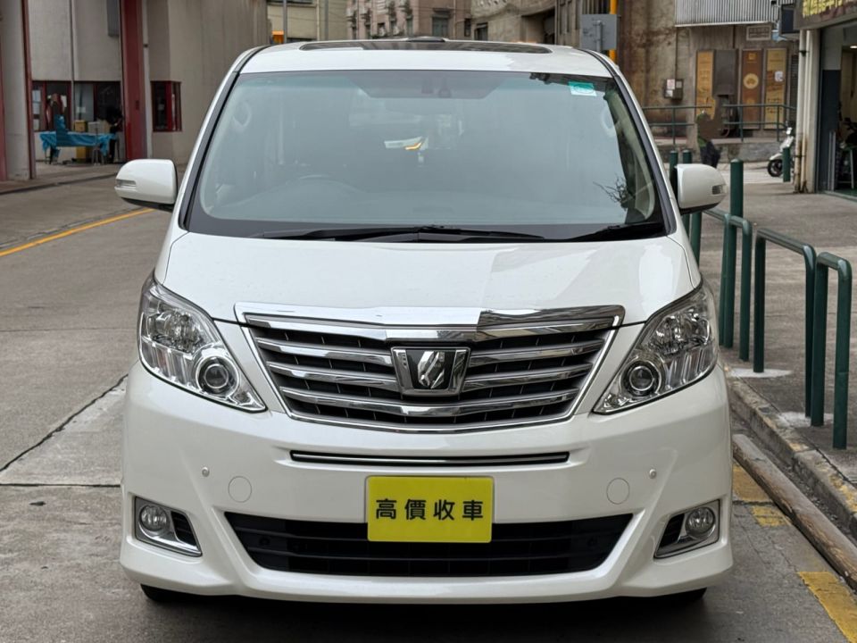 Toyota豐田 Alphard