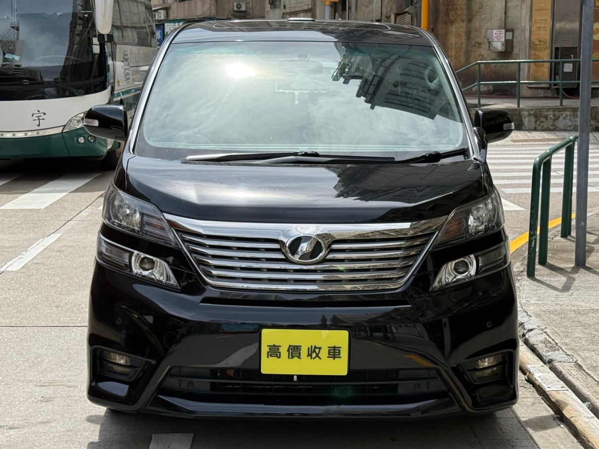 Toyota豐田 Vellfire
