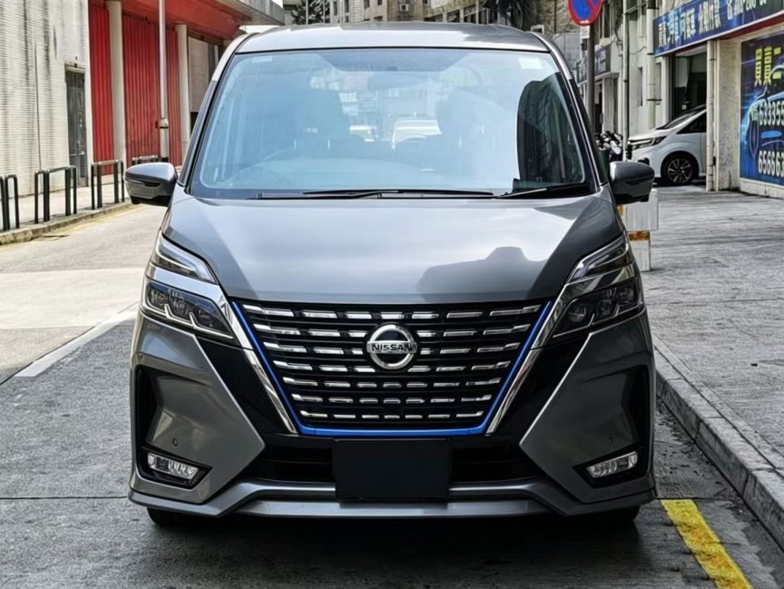 Nissan日產 Serena